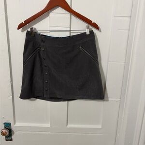 KUHL 
Corduroy Streamline Skirt